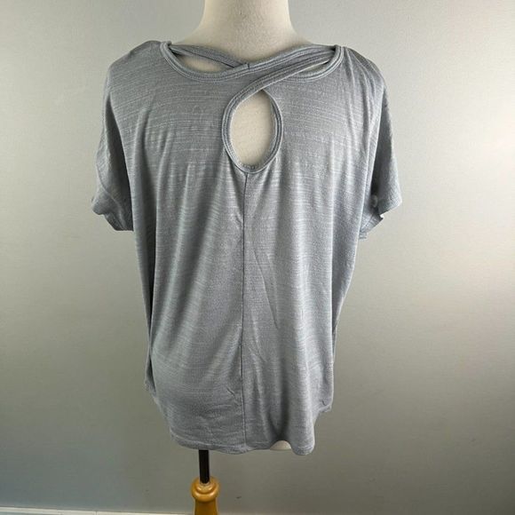 🌿4/$30🌿 ACX Grey Peek-A-Boo Back Scoop Neck Tee (L) - Picture 5 of 8